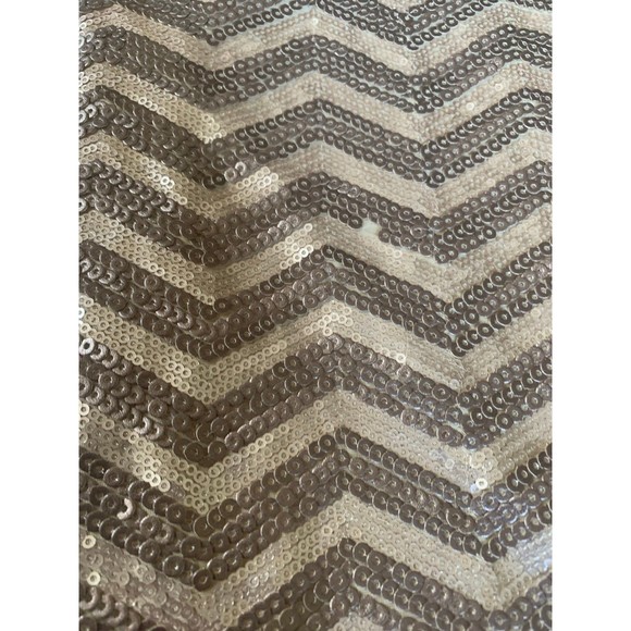 Le Chateau sequin dress - Picture 4 of 10